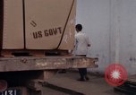 Image stencil caisses d'alimentation Saigon Vietnam, 1967, de la seconde 52 séquences d'archives historiques vidéo 65675029143
