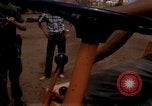 Immagine di Carico-scarico dei materiali di consumo Saigon Vietnam, 1967, secondo 32 filmato di repertorio 65675029144
