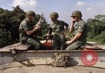Standbild gepanzerten Railroad train Dian Vietnam, 1967, aus Sekunde 16 historischem Filmmaterial Videoclip 65675029145