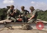 Standbild gepanzerten Railroad train Dian Vietnam, 1967, aus Sekunde 19 historischem Filmmaterial Videoclip 65675029145