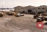 Standbild laden Cargo Saigon Vietnam, 1967, aus Sekunde 14 historischem Filmmaterial Videoclip 65675029148