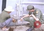 Immagine di Armored boxcars Saigon Vietnam, 1967, secondo 55 filmato di repertorio 65675029152
