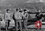 Immagine di Generale americano Mark Wayne Clark Prata Italia, 1944, secondo 7 filmato di repertorio 65675029154