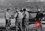 Immagine di Generale americano Mark Wayne Clark Prata Italia, 1944, secondo 9 filmato di repertorio 65675029154
