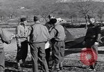 Immagine di Generale americano Mark Wayne Clark Prata Italia, 1944, secondo 11 filmato di repertorio 65675029154