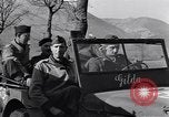Immagine di Generale americano Mark Wayne Clark Prata Italia, 1944, secondo 25 filmato di repertorio 65675029154