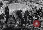 Immagine di Ispezione dell'equipaggiamento Prata Italia, 1944, secondo 53 filmato di repertorio 65675029156
