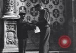 Immagine di Venditori ambulanti Frattamaggiore Italia, 1944, secondo 19 filmato di repertorio 65675029157