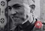 Immagine di Venditori ambulanti Frattamaggiore Italia, 1944, secondo 38 filmato di repertorio 65675029157