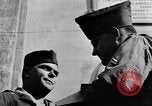 Immagine di Venditori ambulanti Frattamaggiore Italia, 1944, secondo 56 filmato di repertorio 65675029157