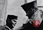 Immagine di Venditori ambulanti Frattamaggiore Italia, 1944, secondo 57 filmato di repertorio 65675029157