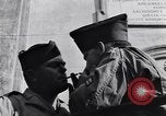 Immagine di Venditori ambulanti Frattamaggiore Italia, 1944, secondo 62 filmato di repertorio 65675029157