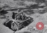 Immagine di Macchina antenna gun training United States USA, 1943, secondo 57 filmato di repertorio 65675029163