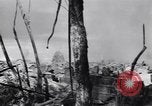 Image burning American vidage d'alimentation d'huile Purata Bougainville Papouasie Nouvelle Guinée, 1943, de la seconde 56 séquences d'archives historiques vidéo 65675029164