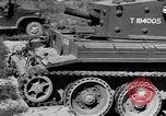 Standbild tank Vergleichstests Zweiten Weltkrieg Aberdeen Maryland USA, 1944, aus Sekunde 7 historischem Filmmaterial Videoclip 65675029165