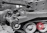 Standbild tank Vergleichstests Zweiten Weltkrieg Aberdeen Maryland USA, 1944, aus Sekunde 32 historischem Filmmaterial Videoclip 65675029165