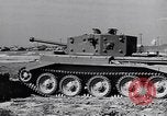 Standbild tank Vergleichstests Zweiten Weltkrieg Aberdeen Maryland USA, 1944, aus Sekunde 62 historischem Filmmaterial Videoclip 65675029165