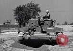 Standbild tank Vergleich Tests Aberdeen Maryland USA, 1944, aus Sekunde 26 historischem Filmmaterial Videoclip 65675029166