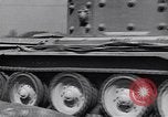 Standbild tank Vergleich Tests Aberdeen Maryland USA, 1944, aus Sekunde 30 historischem Filmmaterial Videoclip 65675029166