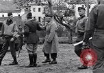 Standbild Mark Wayne Clark Sant'Angelo d'Alife Italien, 1943, aus Sekunde 59 historischem Filmmaterial Videoclip 65675029167
