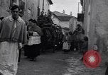 Immagine di Il corteo funebre Alife Italia, 1943, secondo 3 filmato di repertorio 65675029174