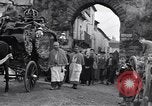 Immagine di Il corteo funebre Alife Italia, 1943, secondo 36 filmato di repertorio 65675029174