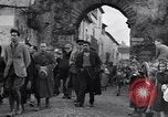 Immagine di Il corteo funebre Alife Italia, 1943, secondo 45 filmato di repertorio 65675029174