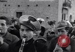 Immagine di Il corteo funebre Alife Italia, 1943, secondo 56 filmato di repertorio 65675029174