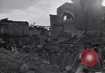Standbild Chor Prozession Alife Italien, 1943, aus Sekunde 43 historischem Filmmaterial Videoclip 65675029175