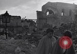 Standbild Chor Prozession Alife Italien, 1943, aus Sekunde 57 historischem Filmmaterial Videoclip 65675029175