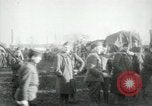Standbild 102 amerikanische Infanterie Köche Vailly Frankreich, 1918, aus Sekunde 10 historischem Filmmaterial Videoclip 65675029176