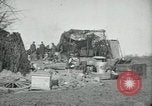 Standbild 102 amerikanische Infanterie Köche Vailly Frankreich, 1918, aus Sekunde 26 historischem Filmmaterial Videoclip 65675029176