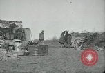 Standbild 102 amerikanische Infanterie Köche Vailly Frankreich, 1918, aus Sekunde 34 historischem Filmmaterial Videoclip 65675029176