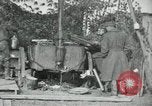 Standbild 102 amerikanische Infanterie Köche Vailly Frankreich, 1918, aus Sekunde 40 historischem Filmmaterial Videoclip 65675029176