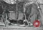 Standbild 102 amerikanische Infanterie Köche Vailly Frankreich, 1918, aus Sekunde 41 historischem Filmmaterial Videoclip 65675029176
