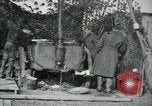 Standbild 102 amerikanische Infanterie Köche Vailly Frankreich, 1918, aus Sekunde 45 historischem Filmmaterial Videoclip 65675029176