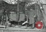 Standbild 102 amerikanische Infanterie Köche Vailly Frankreich, 1918, aus Sekunde 48 historischem Filmmaterial Videoclip 65675029176