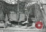 Standbild 102 amerikanische Infanterie Köche Vailly Frankreich, 1918, aus Sekunde 53 historischem Filmmaterial Videoclip 65675029176