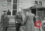 Standbild American General Pershing Couvrelles Frankreich, 1918, aus Sekunde 6 historischem Filmmaterial Videoclip 65675029182