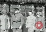 Standbild American General Pershing Couvrelles Frankreich, 1918, aus Sekunde 30 historischem Filmmaterial Videoclip 65675029182