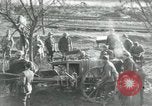 Standbild Fracht entladen Vailly Frankreich, 1918, aus Sekunde 53 historischem Filmmaterial Videoclip 65675029183