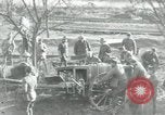 Standbild Fracht entladen Vailly Frankreich, 1918, aus Sekunde 55 historischem Filmmaterial Videoclip 65675029183