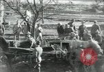 Standbild Fracht entladen Vailly Frankreich, 1918, aus Sekunde 61 historischem Filmmaterial Videoclip 65675029183