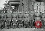 Immagine di Il francese ufficiali militari Francia, 1918, secondo 13 filmato di repertorio 65675029185