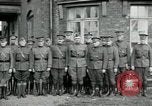 Immagine di Il francese ufficiali militari Francia, 1918, secondo 17 filmato di repertorio 65675029185