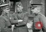 Immagine di Il francese ufficiali militari Francia, 1918, secondo 22 filmato di repertorio 65675029185