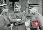 Immagine di Il francese ufficiali militari Francia, 1918, secondo 27 filmato di repertorio 65675029185