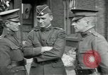 Immagine di Il francese ufficiali militari Francia, 1918, secondo 28 filmato di repertorio 65675029185