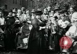 Image American Red Cross travailleurs Dartford Kent, 1918, de la seconde 42 séquences d'archives historiques vidéo 65675029197