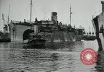Image of American troops disembarking United Kingdom, 1918, second 7 stock footage video 65675029199